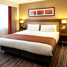 Suite Bedroom Wembley Hotel